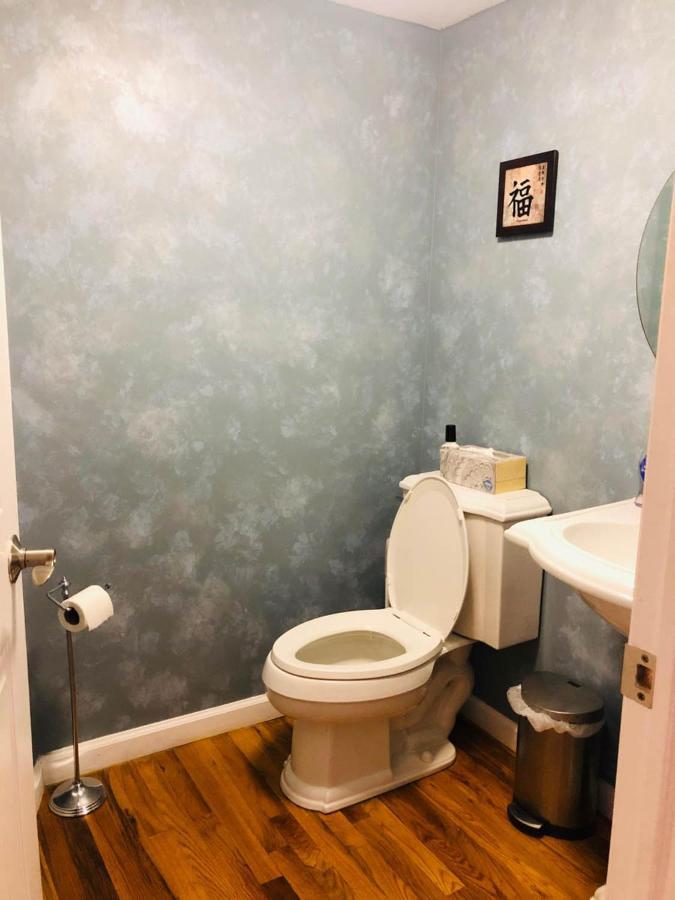 Updated Amazing Bi -Level Condo Minutes From Water Views Of New York City North Bergen Exteriér fotografie