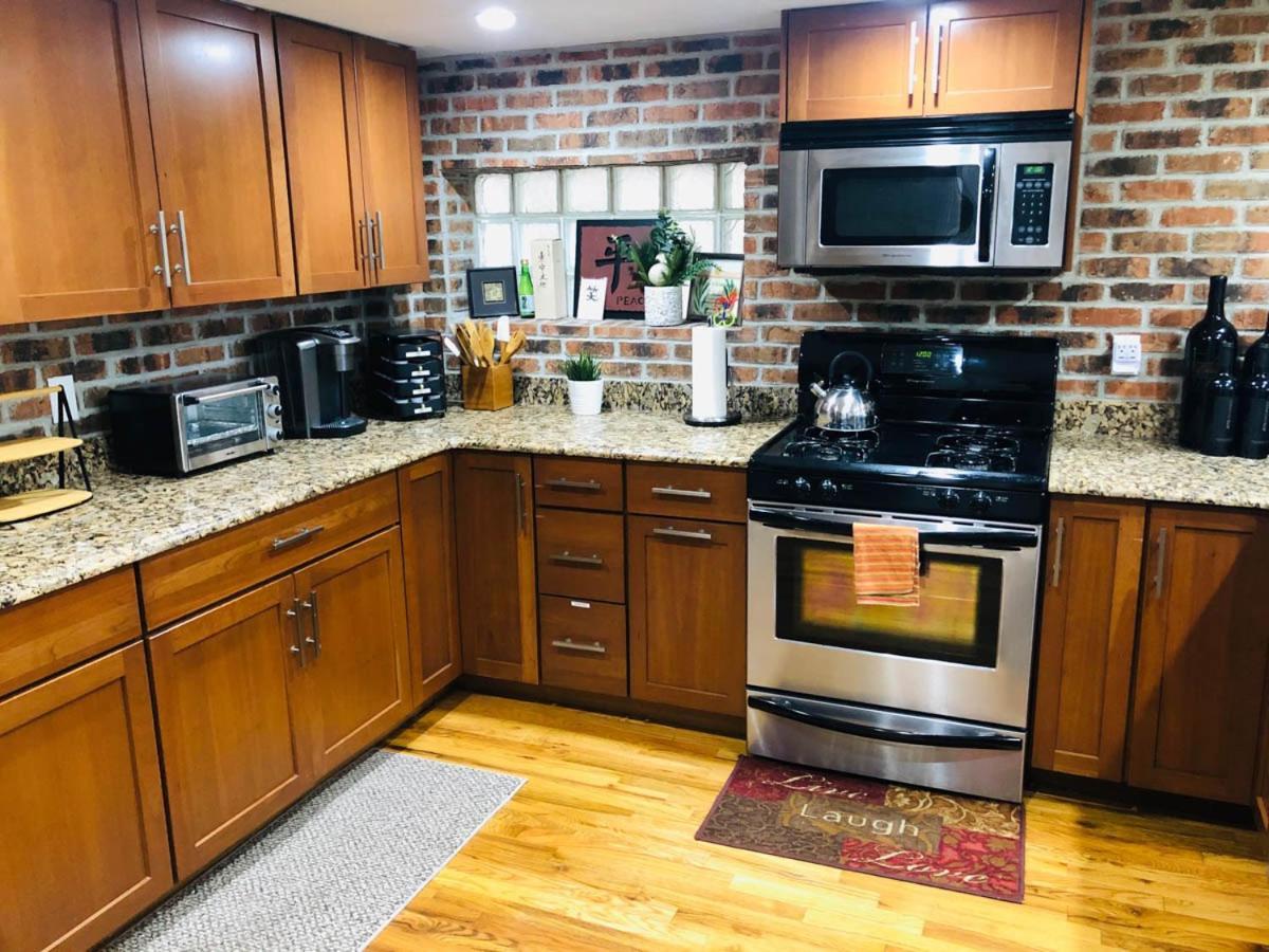 Updated Amazing Bi -Level Condo Minutes From Water Views Of New York City North Bergen Exteriér fotografie